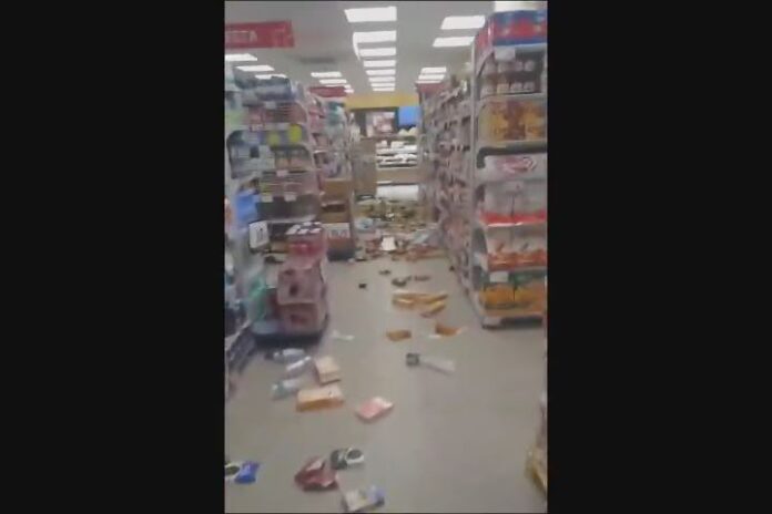 terremoto-campi-flegrei,-caos-al-supermercato:-“andiamo-via”-–-video